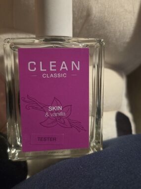 Classic Skin & Vanilla Fragrance - 2 Oz